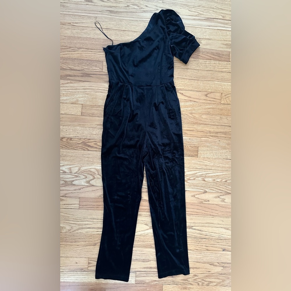 Yumi Kim Black Velvet One-Shoulder Jumpsuit - Picture 8 of 8